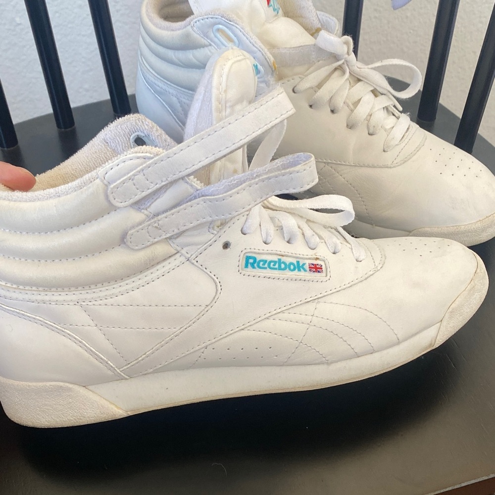 Reebok Classic White High-Tops vintage sneakers